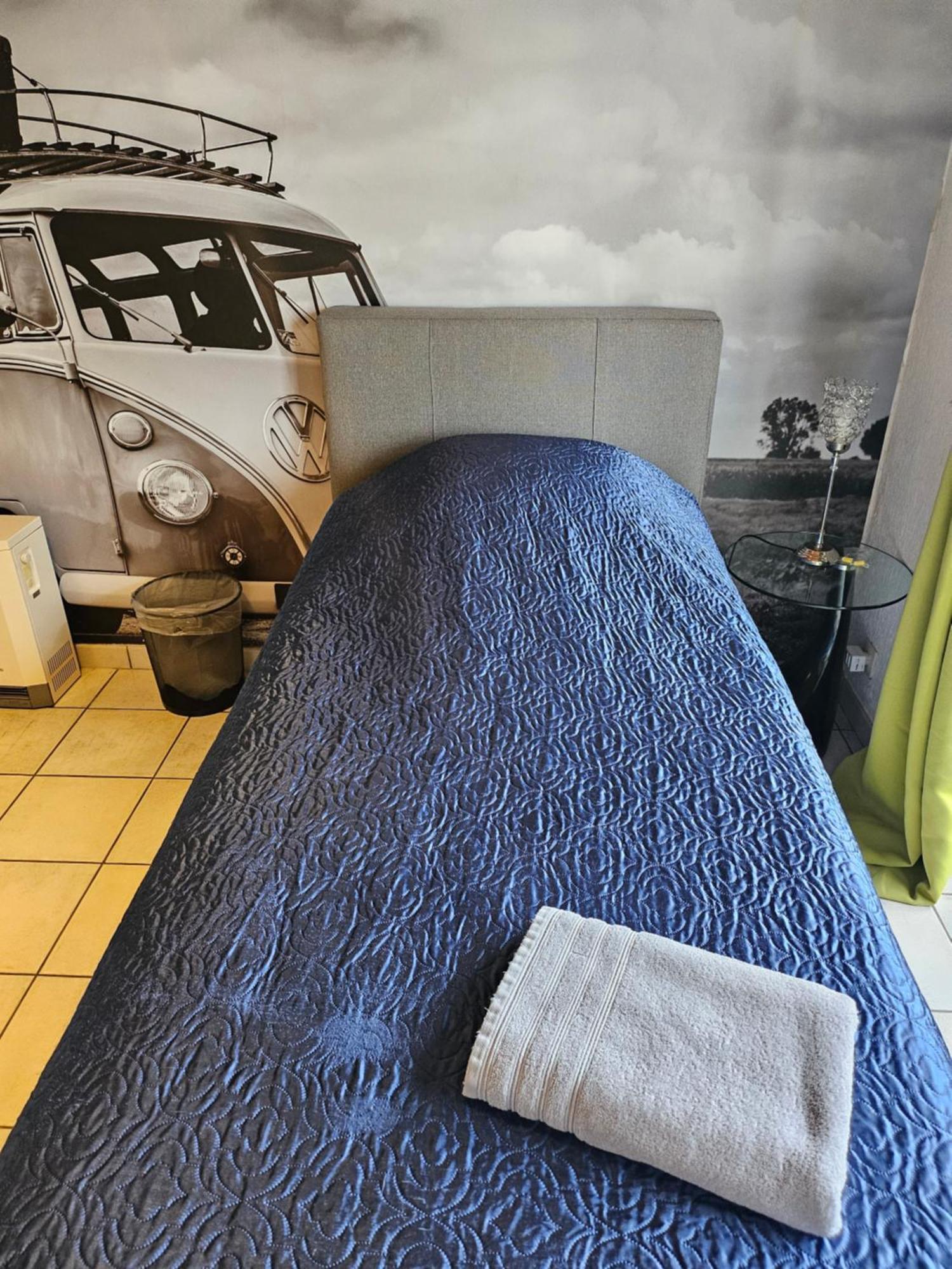 Homestay Gent-Merelbeke Self Check-In Service Melle Room photo